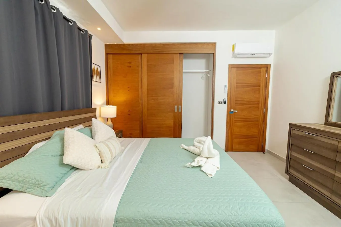Elegant 2 Bedroom Apartment With Pool La Laguna Dominikana