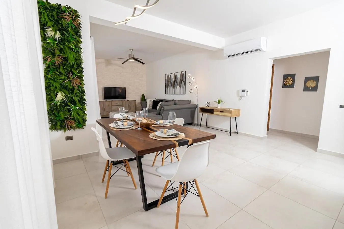 Elegant 2 Bedroom Apartment With Pool La Laguna