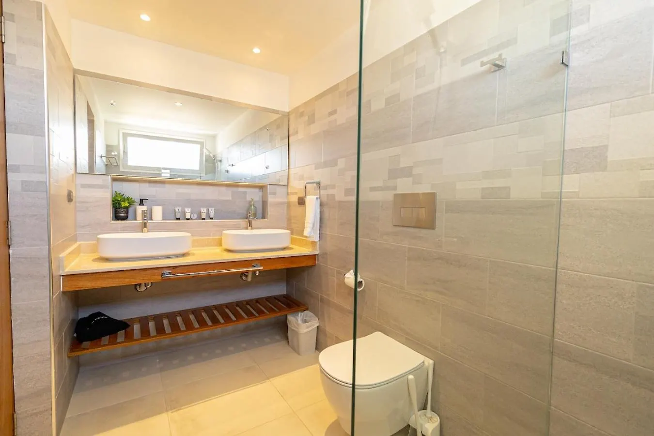Elegant 2 Bedroom Apartment With Pool La Laguna Dominikana