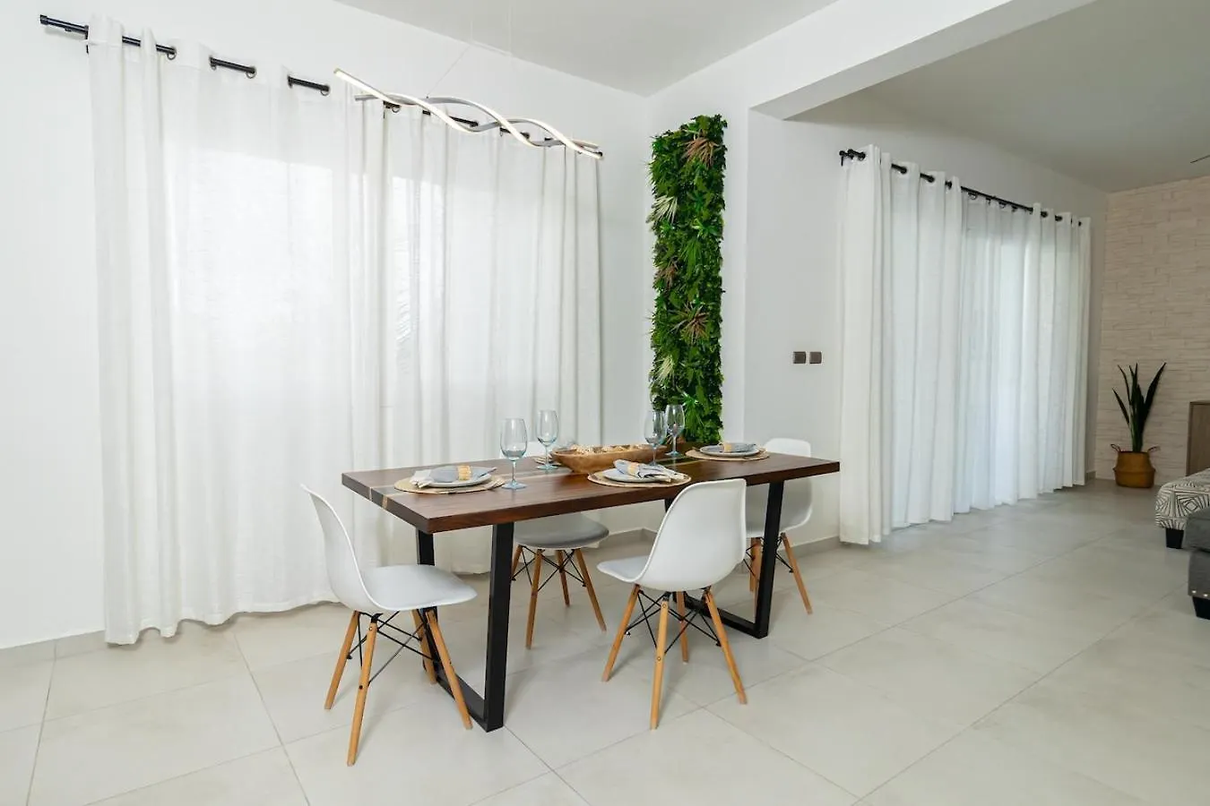 Elegant 2 Bedroom Apartment With Pool La Laguna